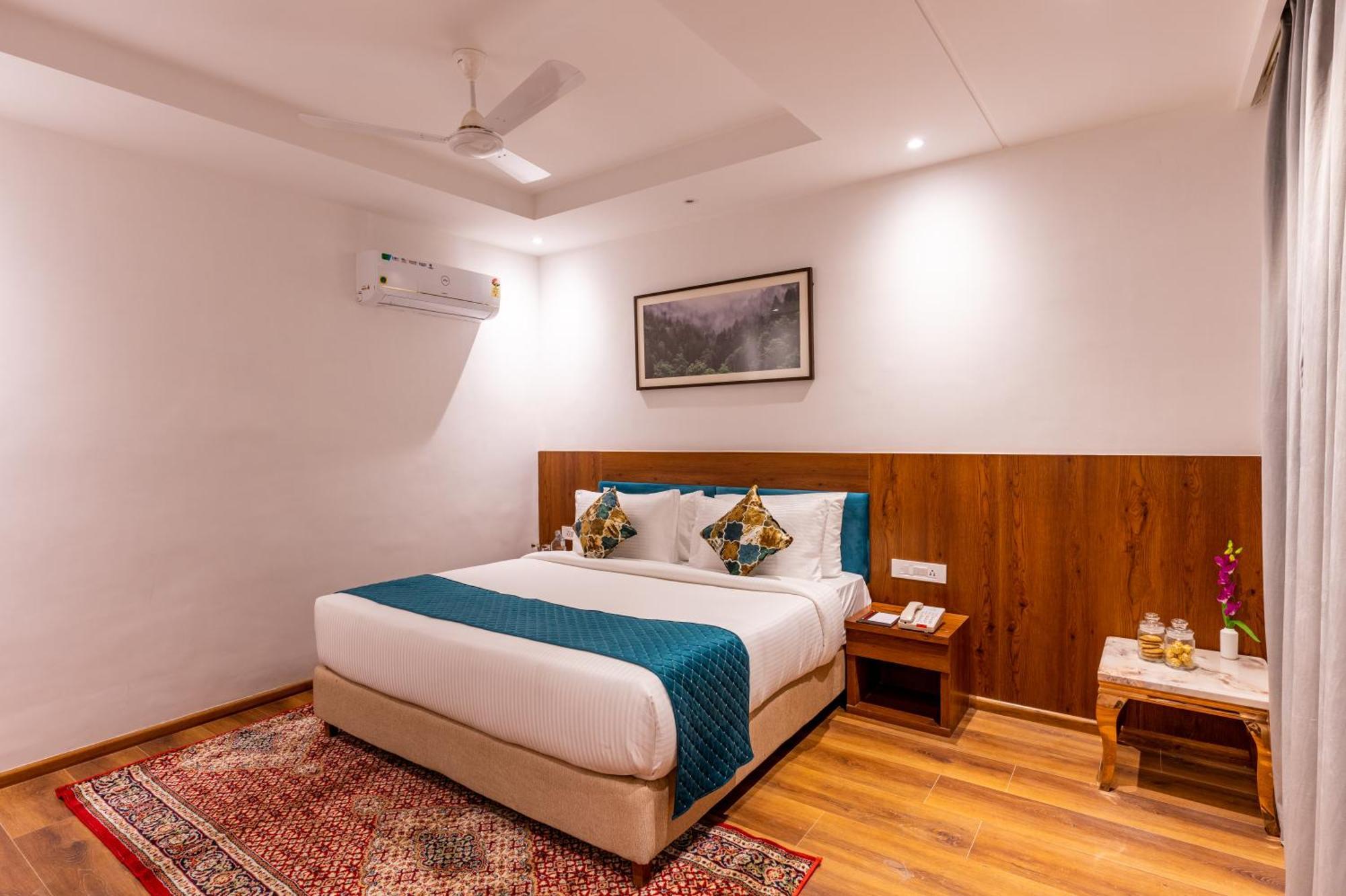 Regenta Place Panchkula Morni Hills 호텔 외부 사진