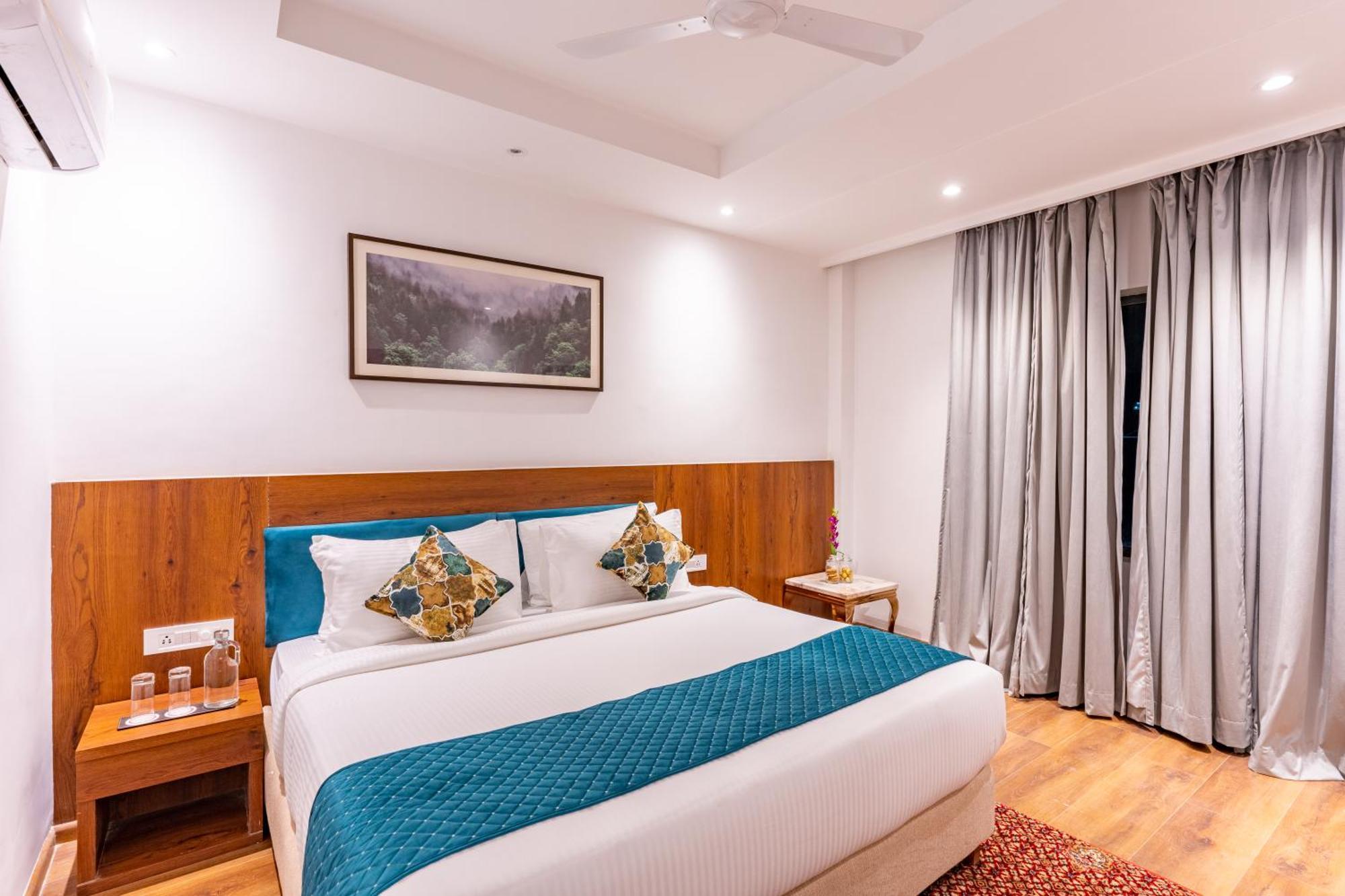 Regenta Place Panchkula Morni Hills 호텔 외부 사진